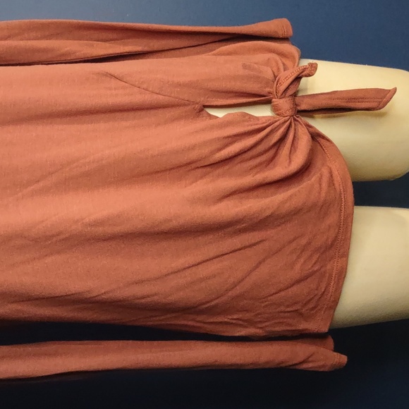 4/$20 Express One Eleven Long Sleeve V Neck Sz XS Petite - Picture 4 of 7